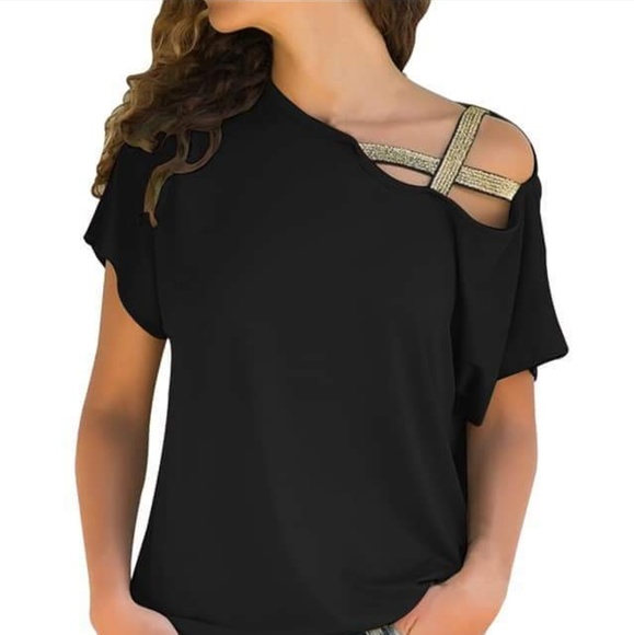 Tops - closet clear out must bundle 3 items Black glittery criss cross doleman top